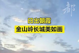 贝克汉姆情人节社媒晒与妻子拥吻照：我爱你，只爱你一个